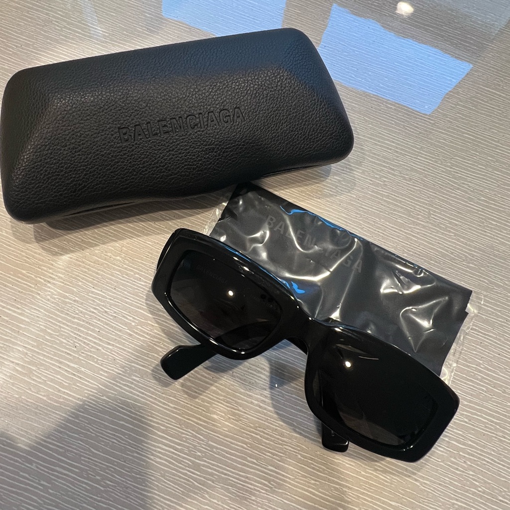 Balenciaga Black Square Sunglasses Modern Design